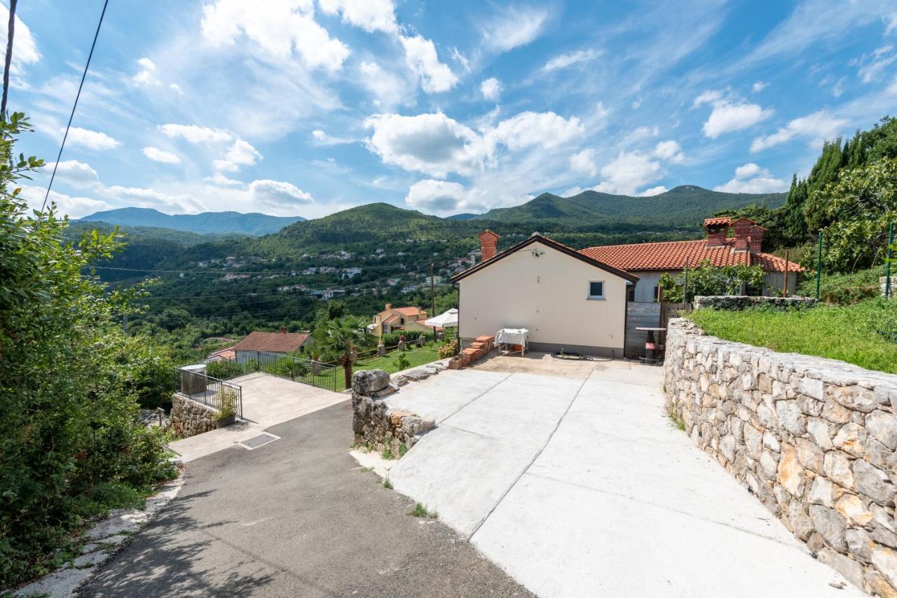 Sea View Apartment With Garden Near Opatija Veprinac Exterior foto