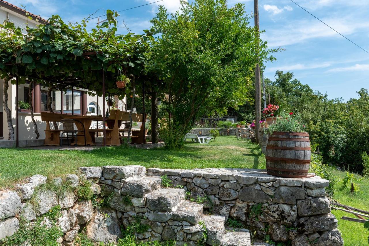 Sea View Apartment With Garden Near Opatija Veprinac Exterior foto