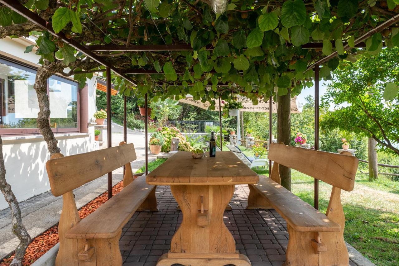 Sea View Apartment With Garden Near Opatija Veprinac Exterior foto