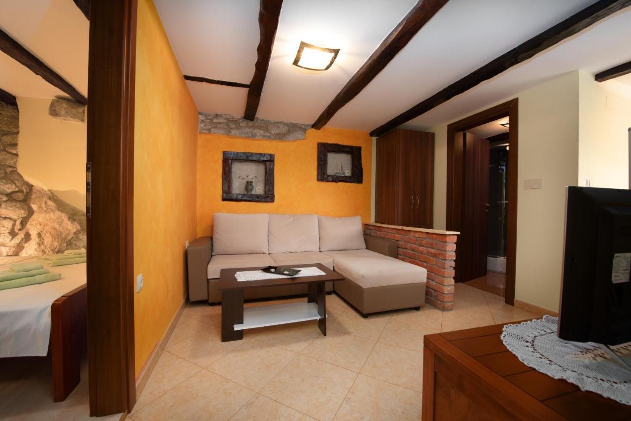 Sea View Apartment With Garden Near Opatija Veprinac Exterior foto