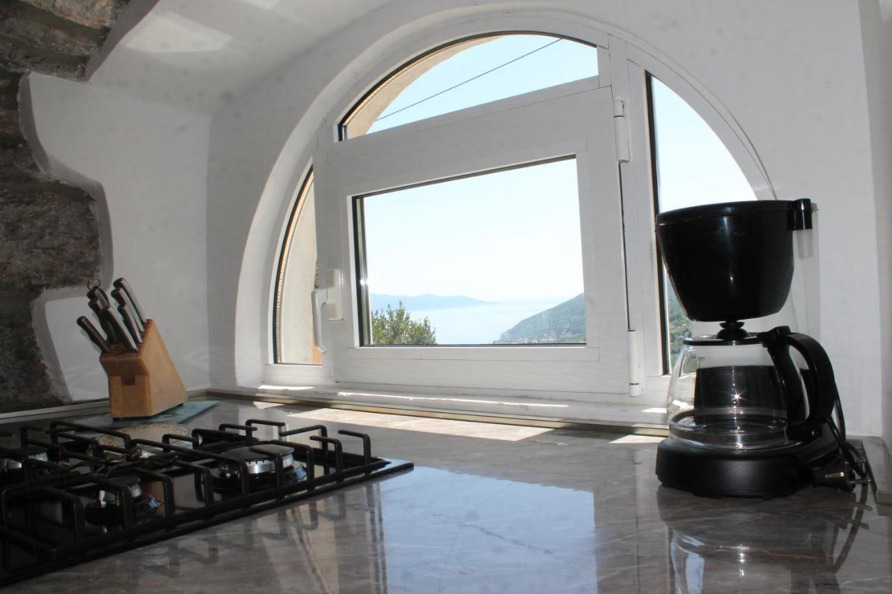 Sea View Apartment With Garden Near Opatija Veprinac Exterior foto